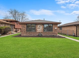 13939 S Manistee Ave, Burnham, IL 60633