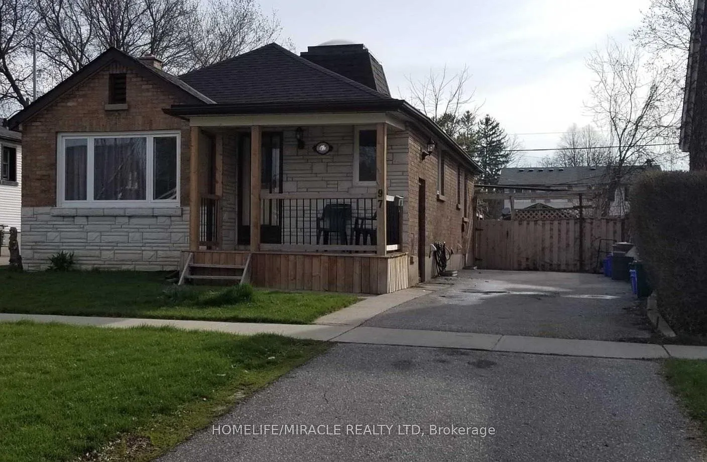 2 bed, $2,400 — Photo 1