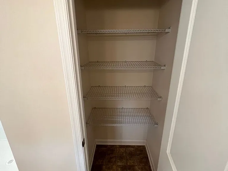965 Eagle Pl N — Photo 28