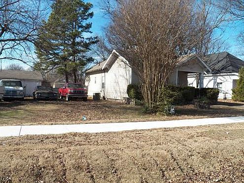 2nd image of 1015 N 37th St
