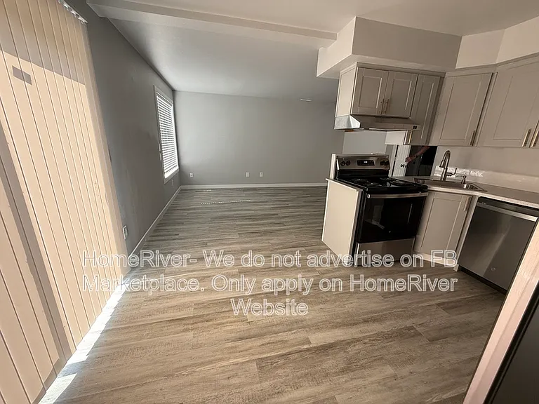 519 W 5th St — Photo 5