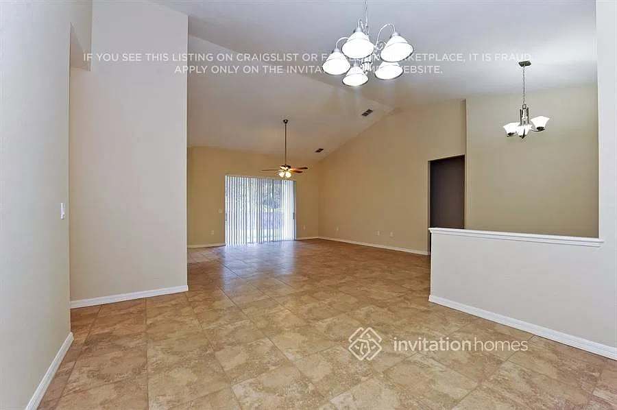 5352 Oxford Manor Cir Lakeland, FL 33810 — Photo 3