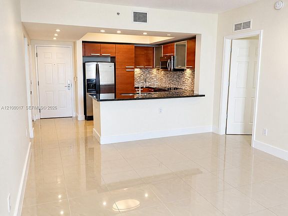 4th image of 2030 S Douglas Rd APT 414