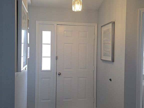 2nd image of 20948 W Orangeblossom Ln