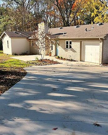 4th image of 129 Fargo Dr