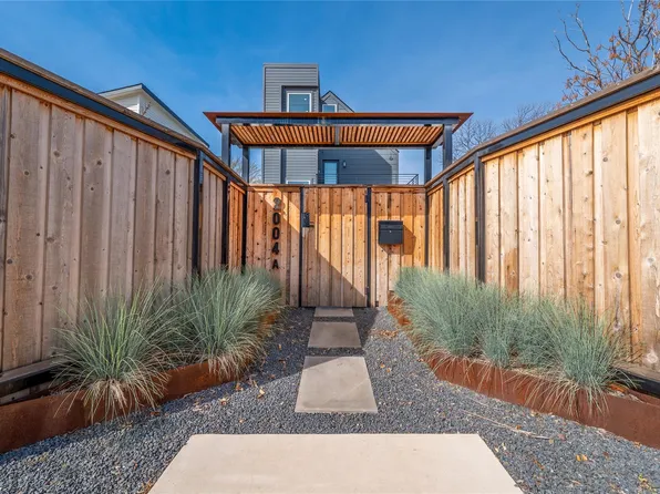 2004 Chestnut Ave Unit 1, Austin, TX 78722