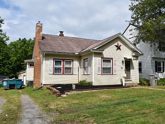 2nd image of 1024 S Morgan St