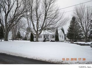 11345 Slayton Rd, Cato, NY 13033
