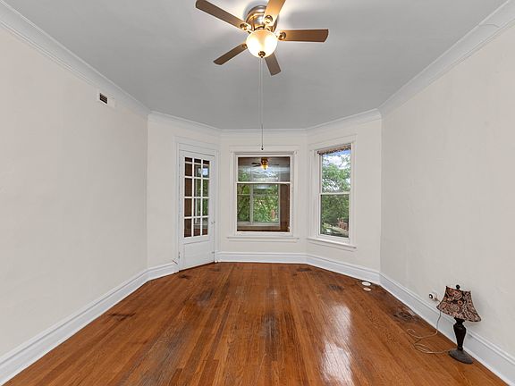 2nd image of 1353 W Catalpa Ave Unit 3