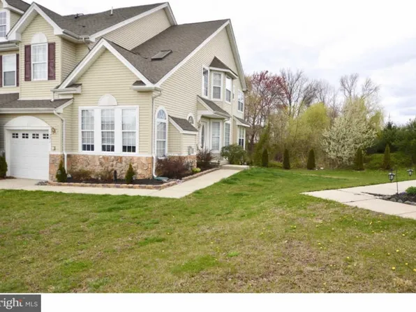 271 Westbrook Dr, Woolwich Township, NJ 08085