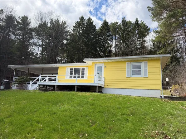 15153 W Lake Rd, Pulteney, NY 14874