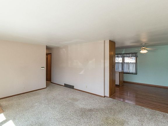 4th image of 3819 Ontario St