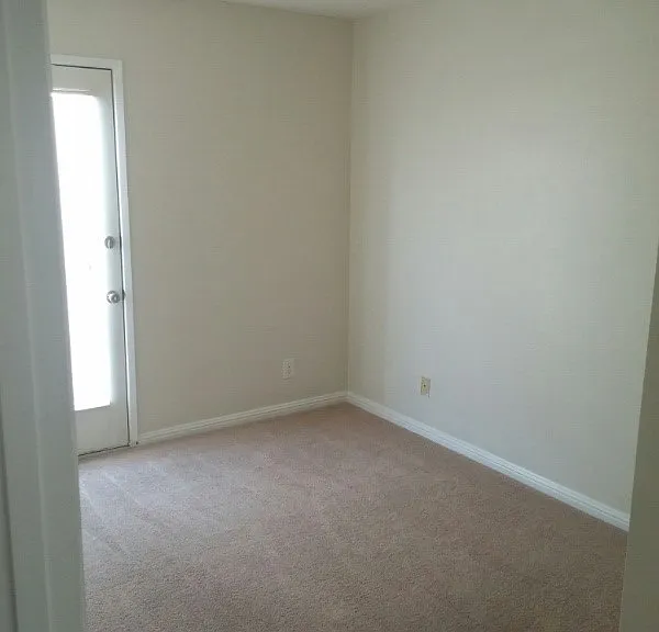 7030 Burcot Ave #C105 — Photo 34