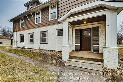 1083 Chatsworth St N #4 — Photo 8