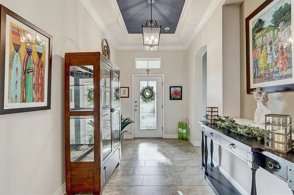 4 bed, 4.0 bath, 3171 sqft, $5,200 — Photo 3