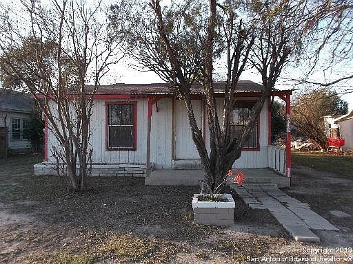 1st image of 613 E WHITE