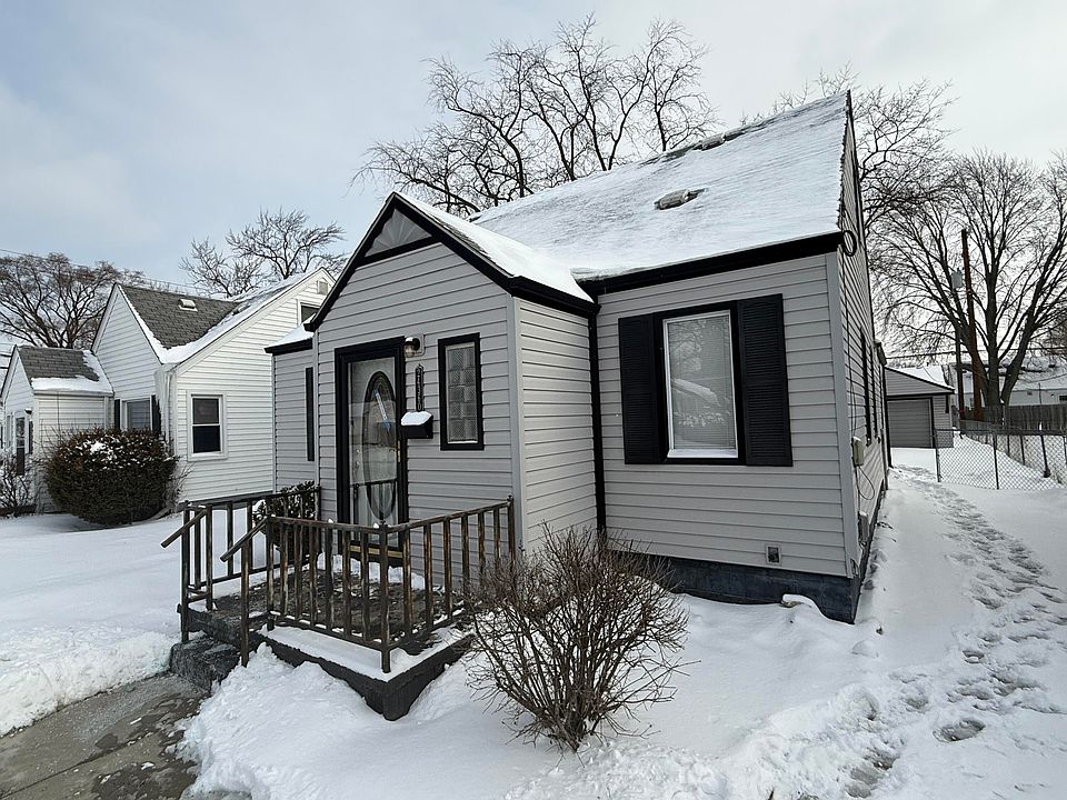 1st image of 24360 Flower Ave