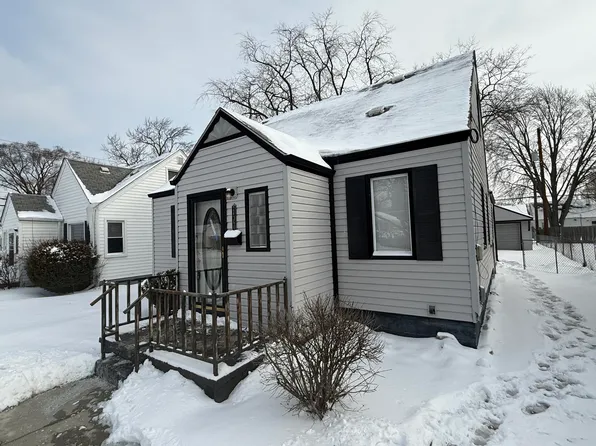 24360 Flower Ave, Eastpointe, MI 48021