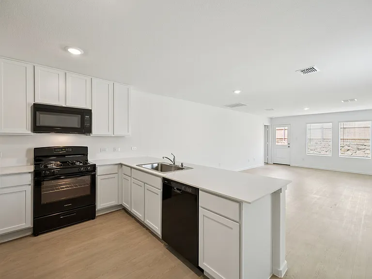 11522 Gammon Ave — Photo 4