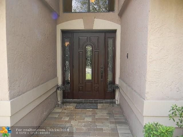 1st image of 4748 NW 61st Ave