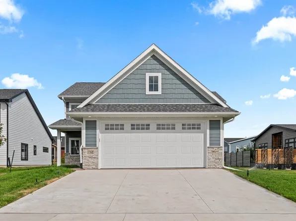 732 American Pharaoh Dr, Iowa City, IA 52240