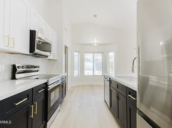 3534 E Windmere Drive, Phoenix, AZ 85048