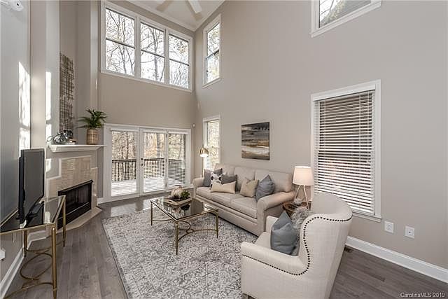 1st image of 7425 Newmans Ln