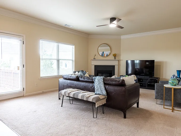 Centenary Way Ct — Photo 22