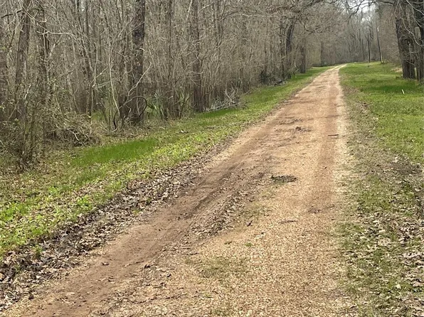 264 County Road 2505, Liberty, TX 77575