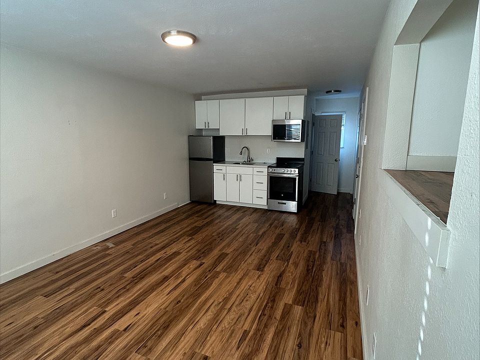 2nd image of 1201 E Main St #233