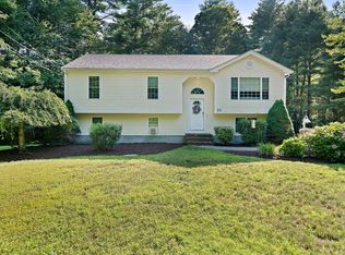 13 Church St, Berkley, MA 02779