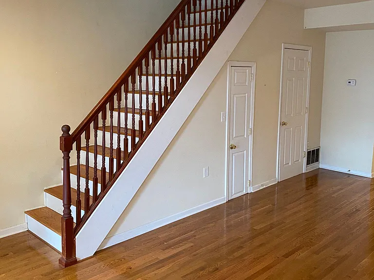 3909 Roland Ave #A — Photo 9