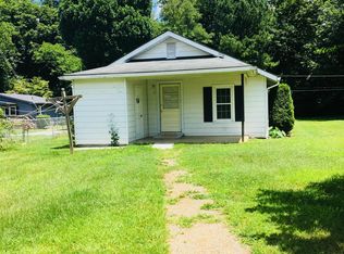 50 Stealth Dr, Waynesville, NC 28786