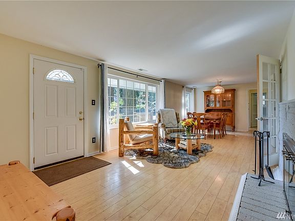 2nd image of 2510 NE 168th St