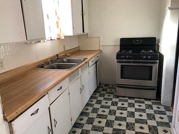 5th image of 286 Schenck St APT 4