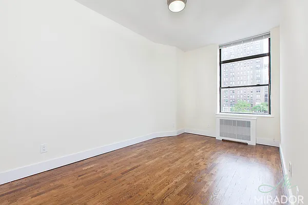 Rented by Mirador Real Estate | media 10