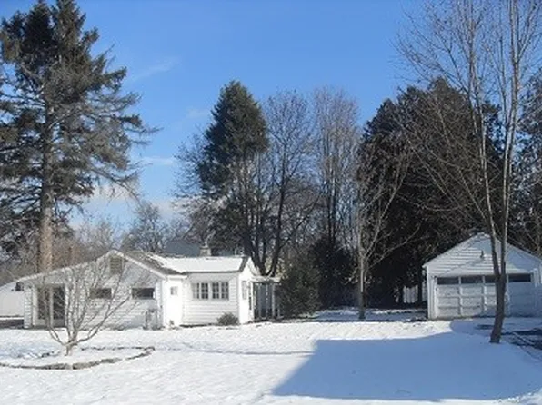 317 Morrowfield Ave, Elmira, NY 14904