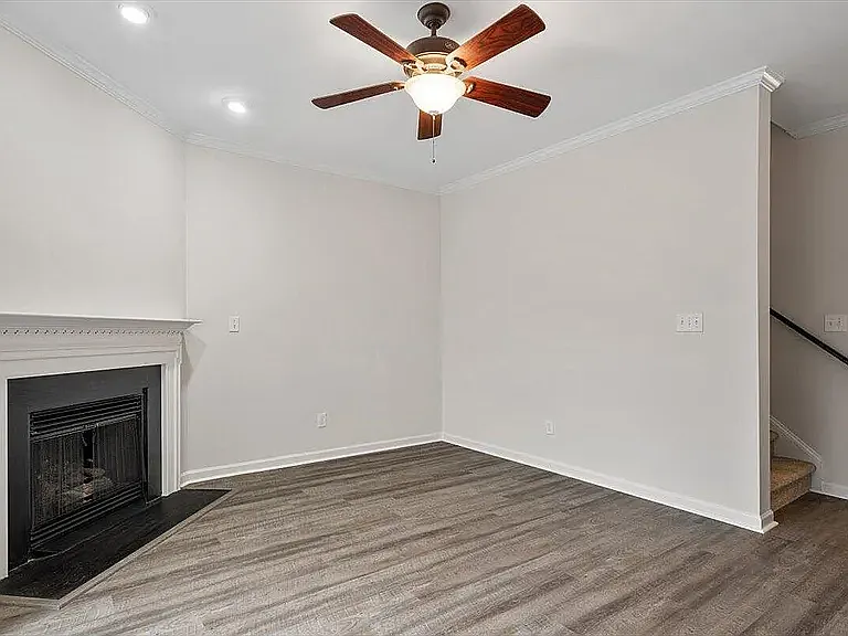 651 Ganyard Farm Way #4 — Photo 16