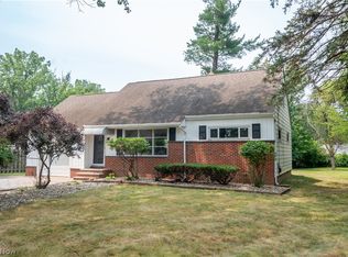 7463 Johnnycake Ridge Rd, Mentor, OH 44060