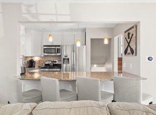 332 Mill St, Excelsior, MN 55331