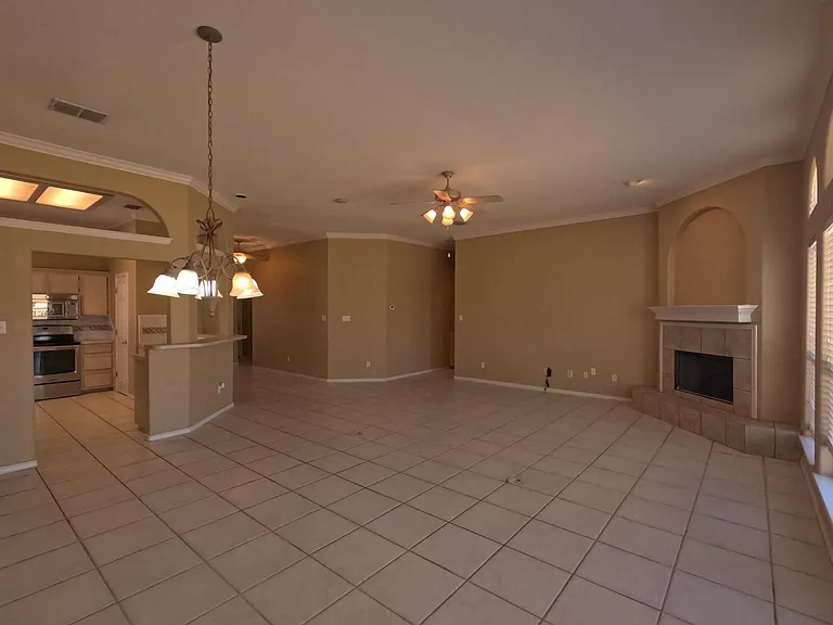 13554 Peseta Ct — Photo 3
