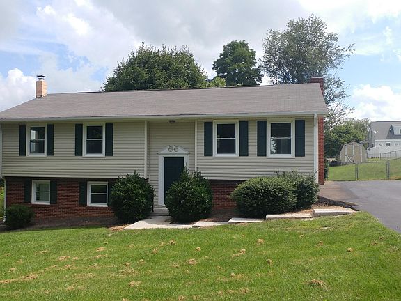 2nd image of 321 Zeigler Ave