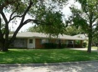 1029 S Bryan St, Mesquite, TX 75149