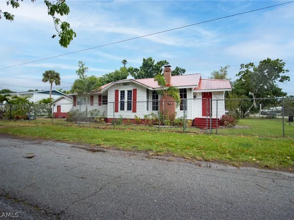 1147 Rose Ave, Fort Myers, FL 33916