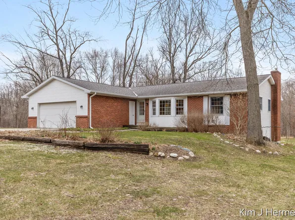 7544 Thornapple River Dr SE, Caledonia, MI 49316