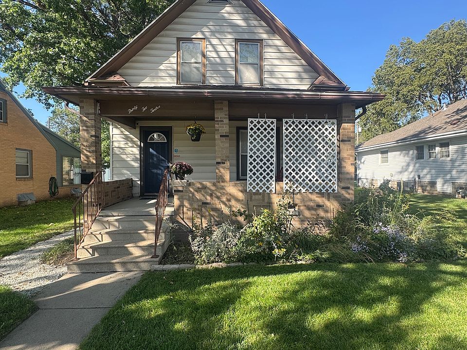 1st image of 3212 Vine St