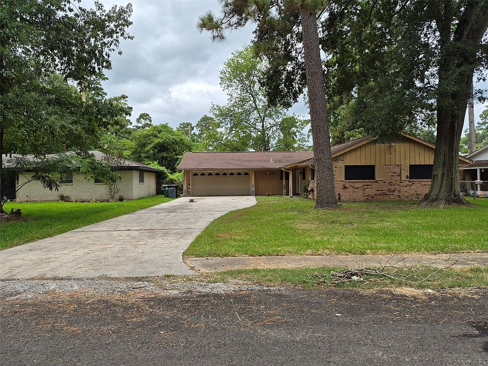 1st image of 207 Loon River Dr