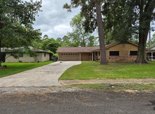 207 Loon River Dr, Huffman, TX 77336