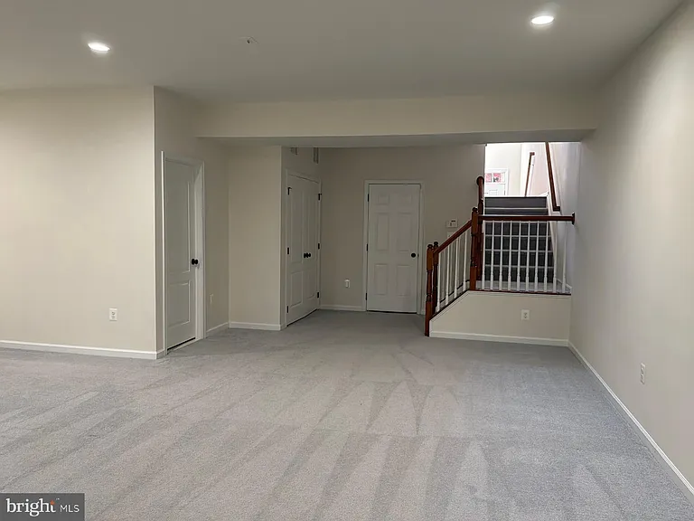 42885 Edgegrove Heights Ter — Photo 25