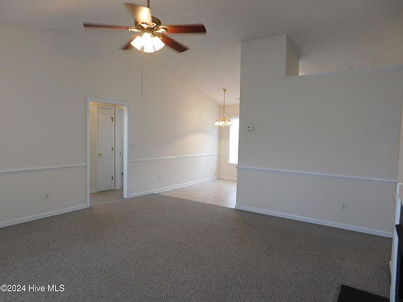2nd image of 224 Sellhorn Blvd